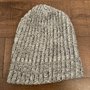 Love Your Melon Black and White Slouch Knit Hat